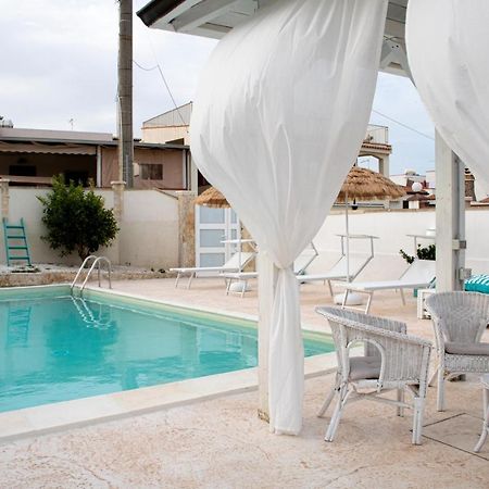 I Gufi Bed & Breakfast Marzamemi Exteriör bild