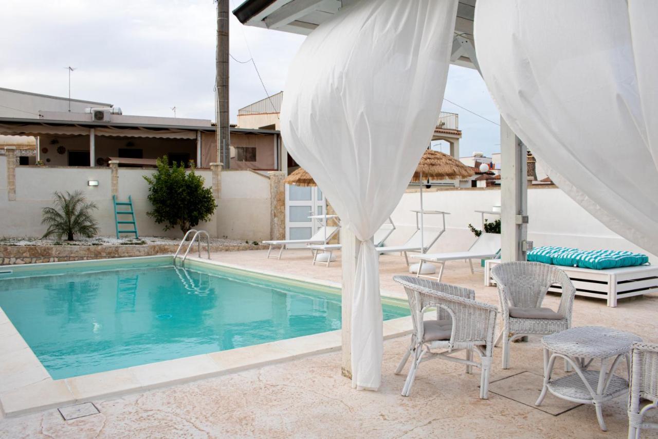 I Gufi Bed & Breakfast Marzamemi Exteriör bild