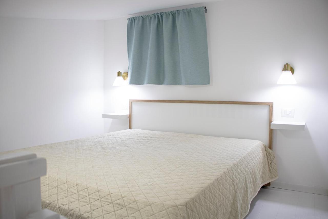I Gufi Bed & Breakfast Marzamemi Exteriör bild